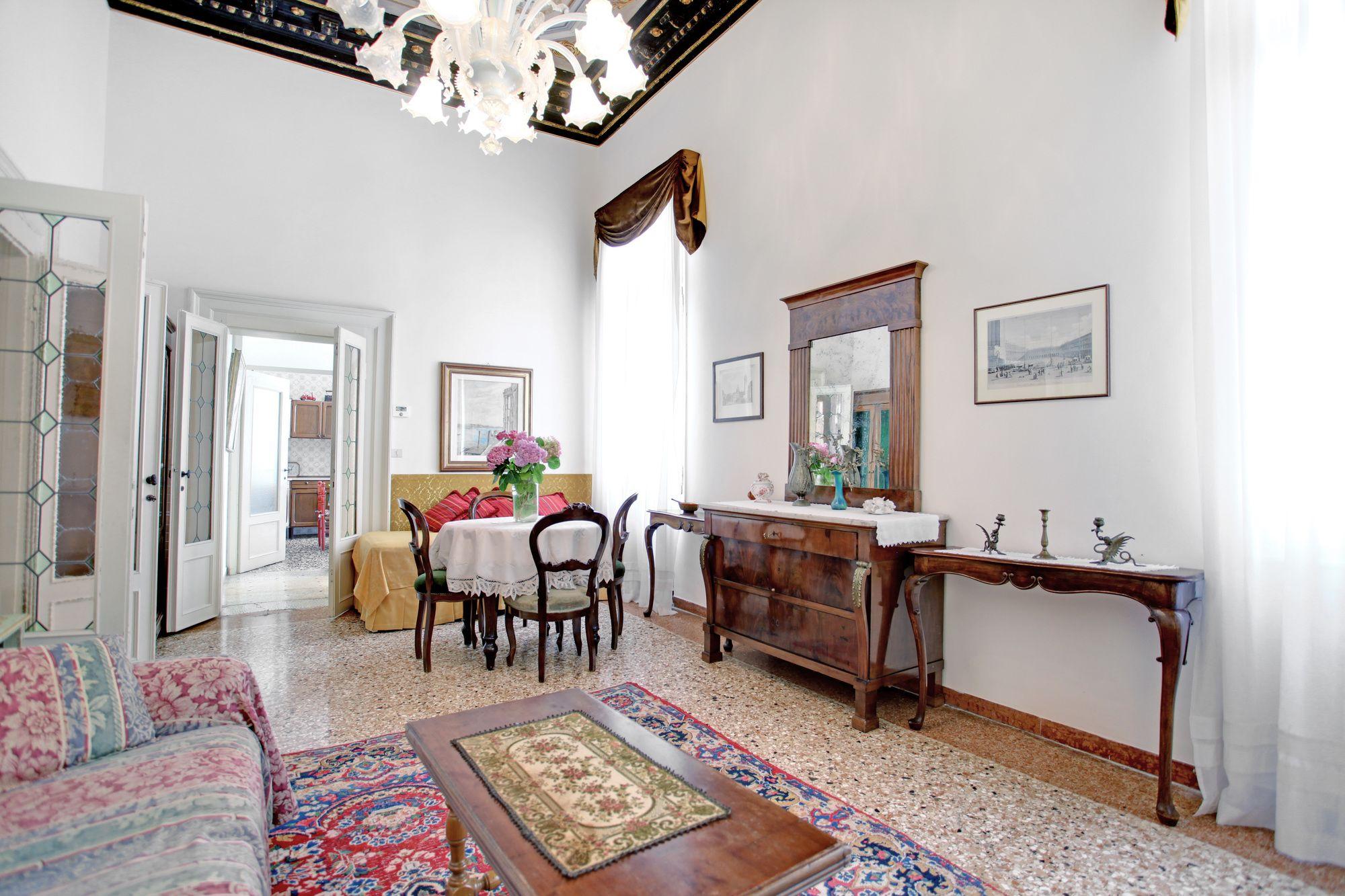 Testa - Wr Apartments Venesia Bagian luar foto